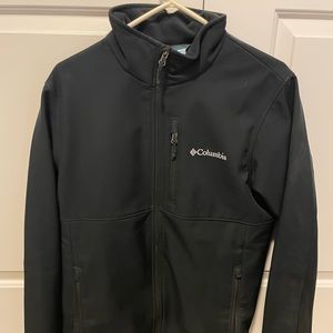 Men's Columbia Ascender Softshell Jacket. Black, size medium
